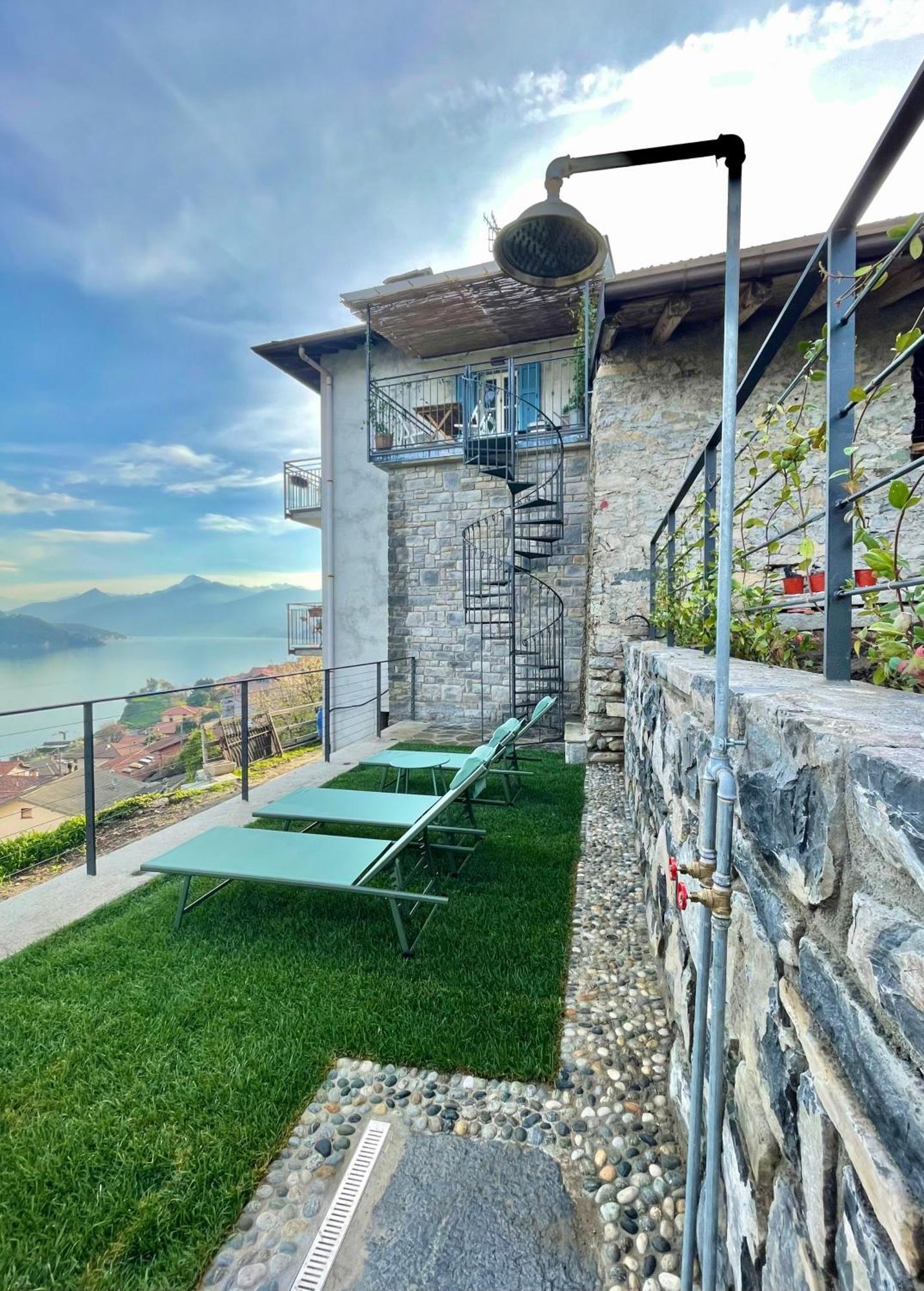 Il Noce Lake View Apartment Lezzeno Eksteriør billede